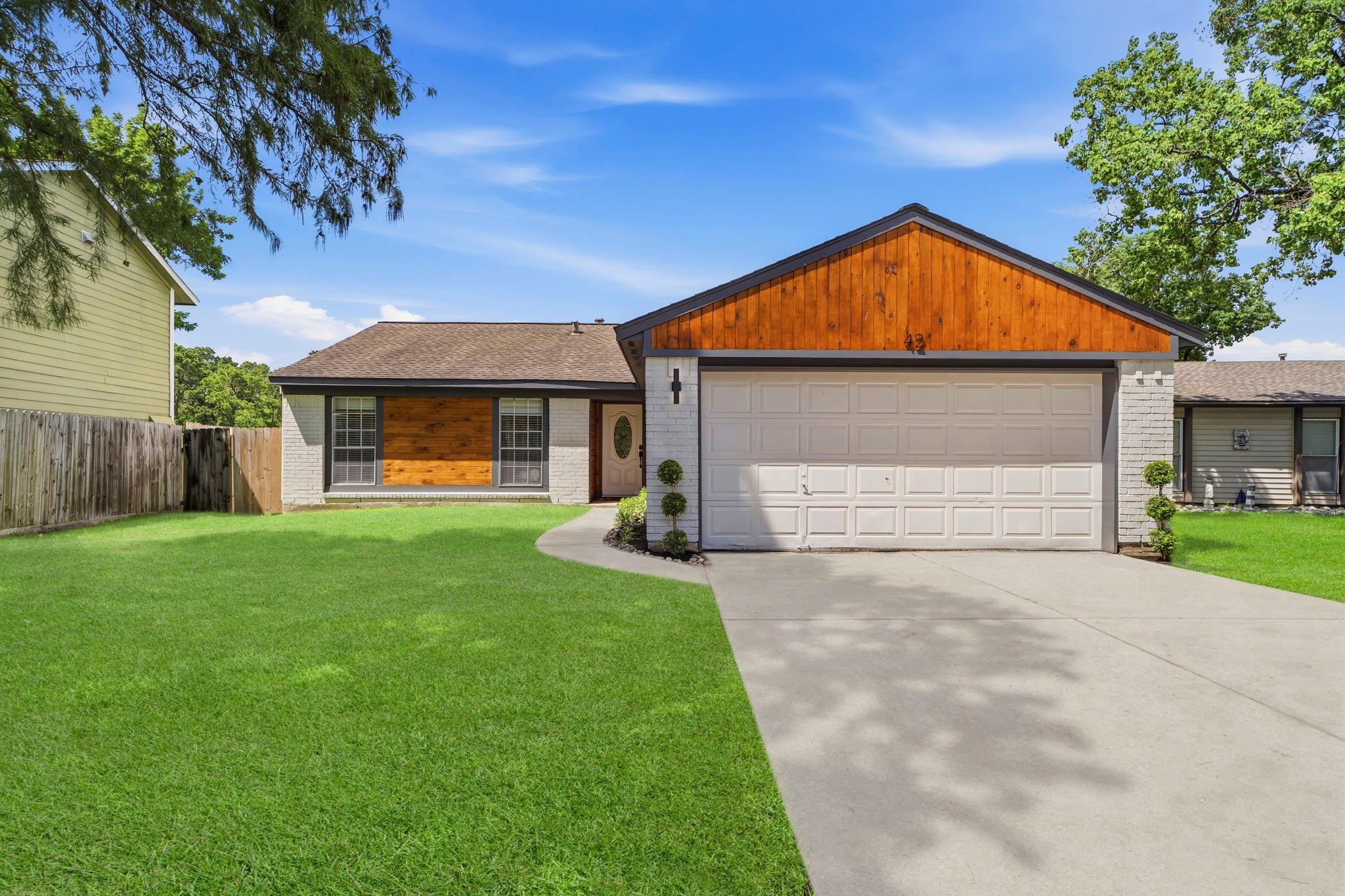 42 Lyrebird Drive