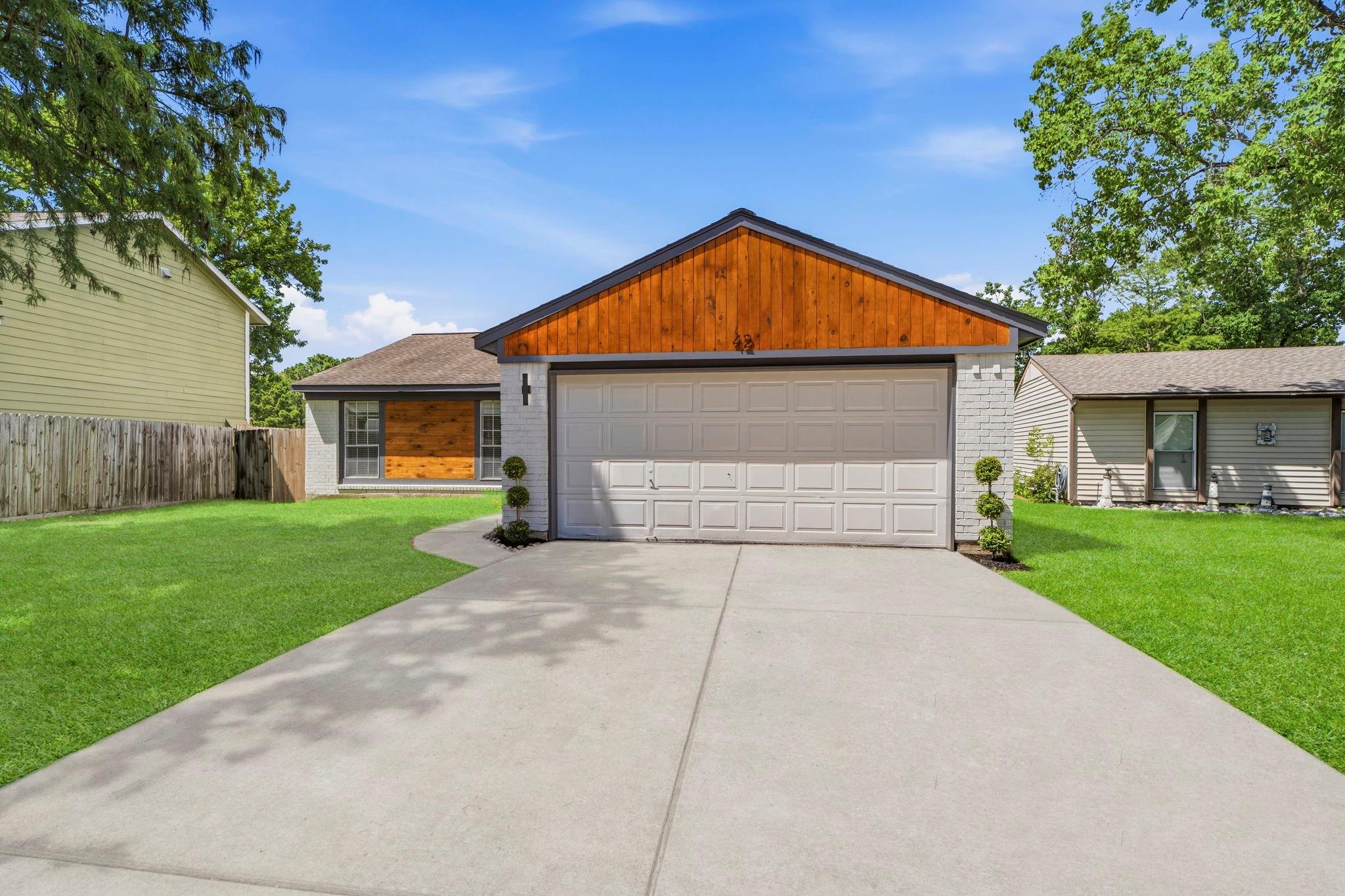 42 Lyrebird Drive