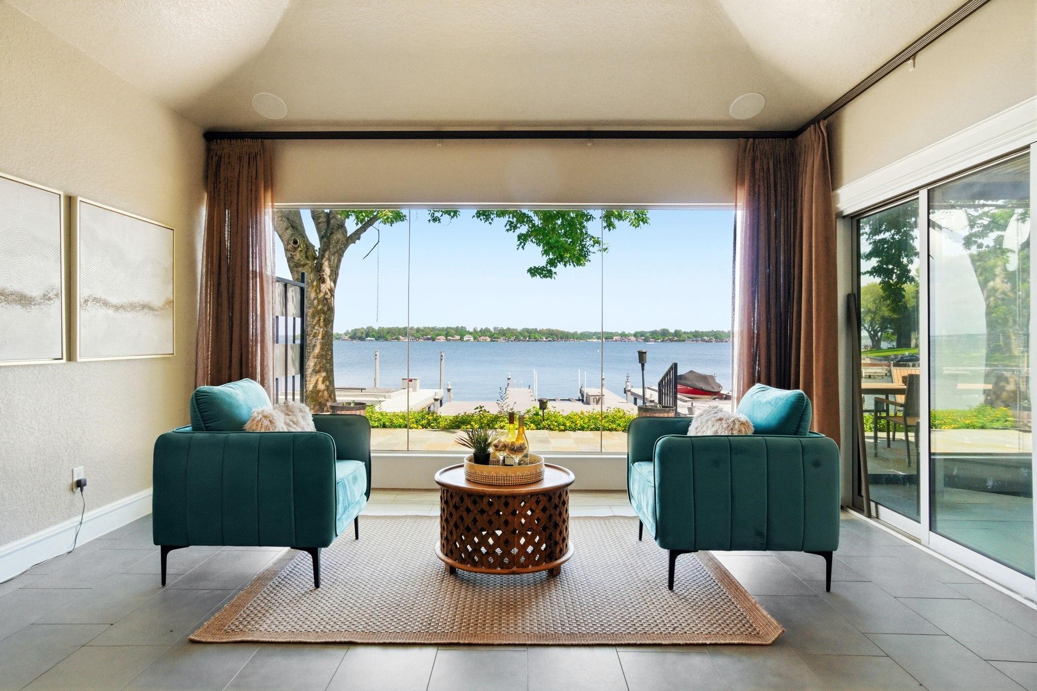 1609 Schooner Point