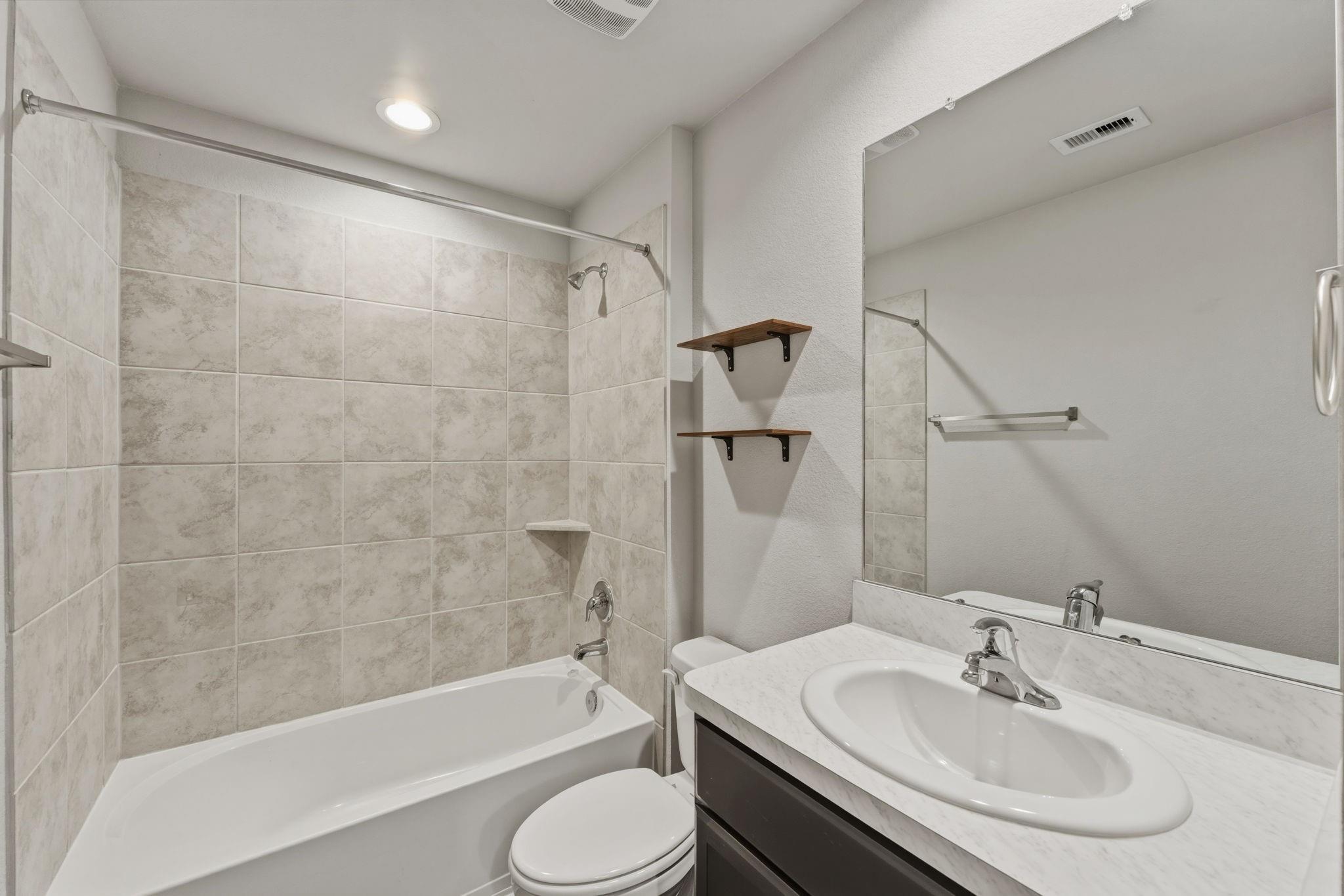 2407 Staverton Circle