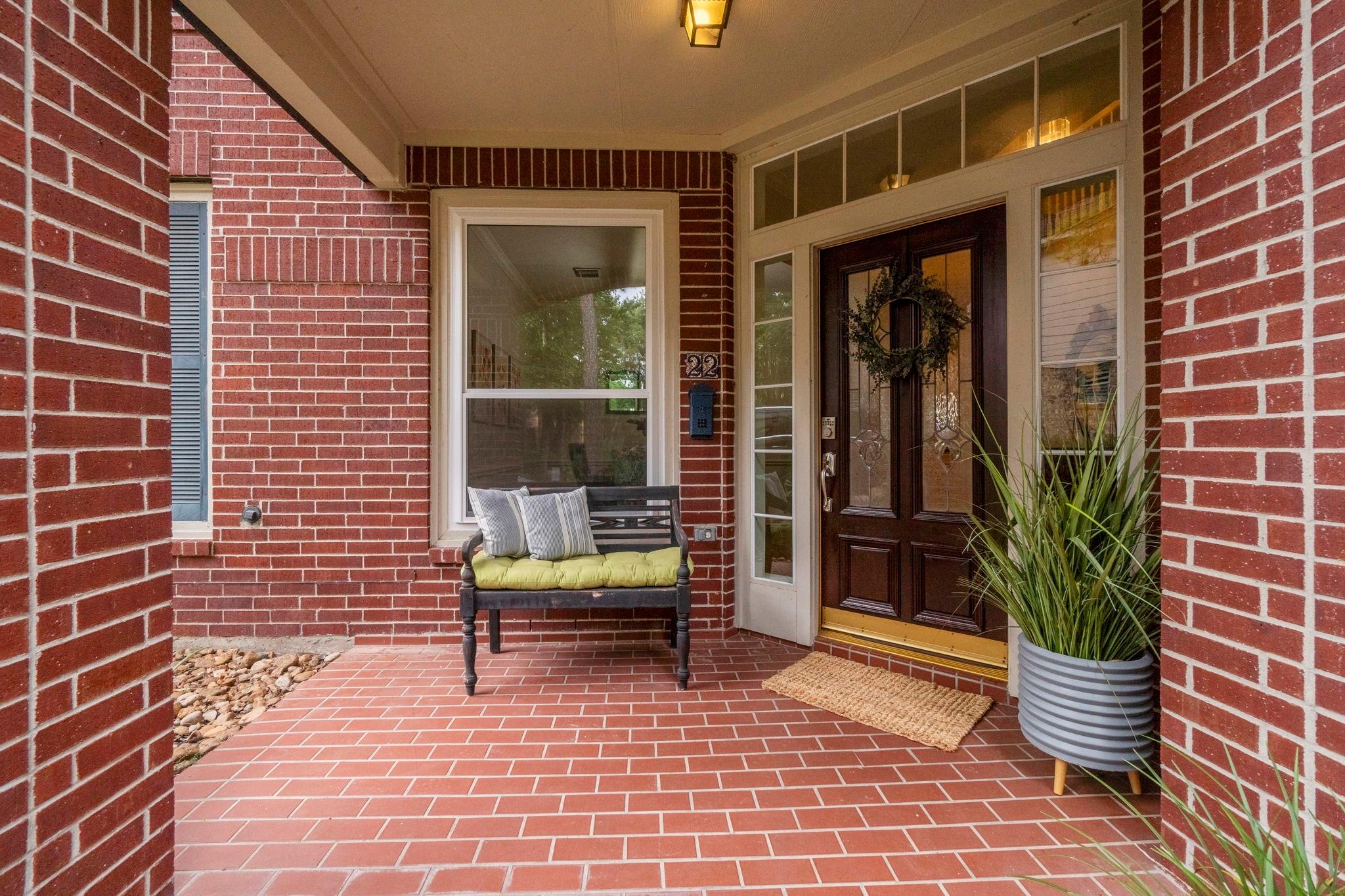 22 Royal Ridge Place