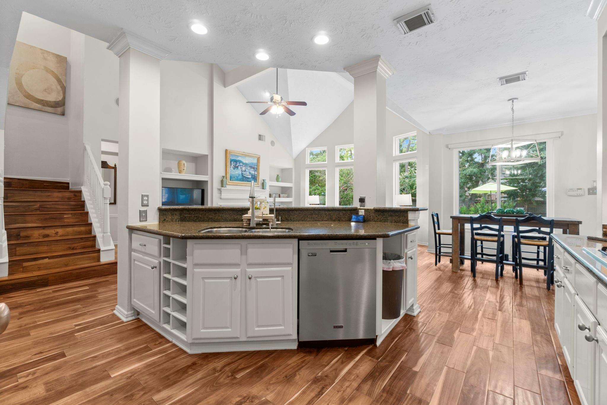 22 Royal Ridge Place