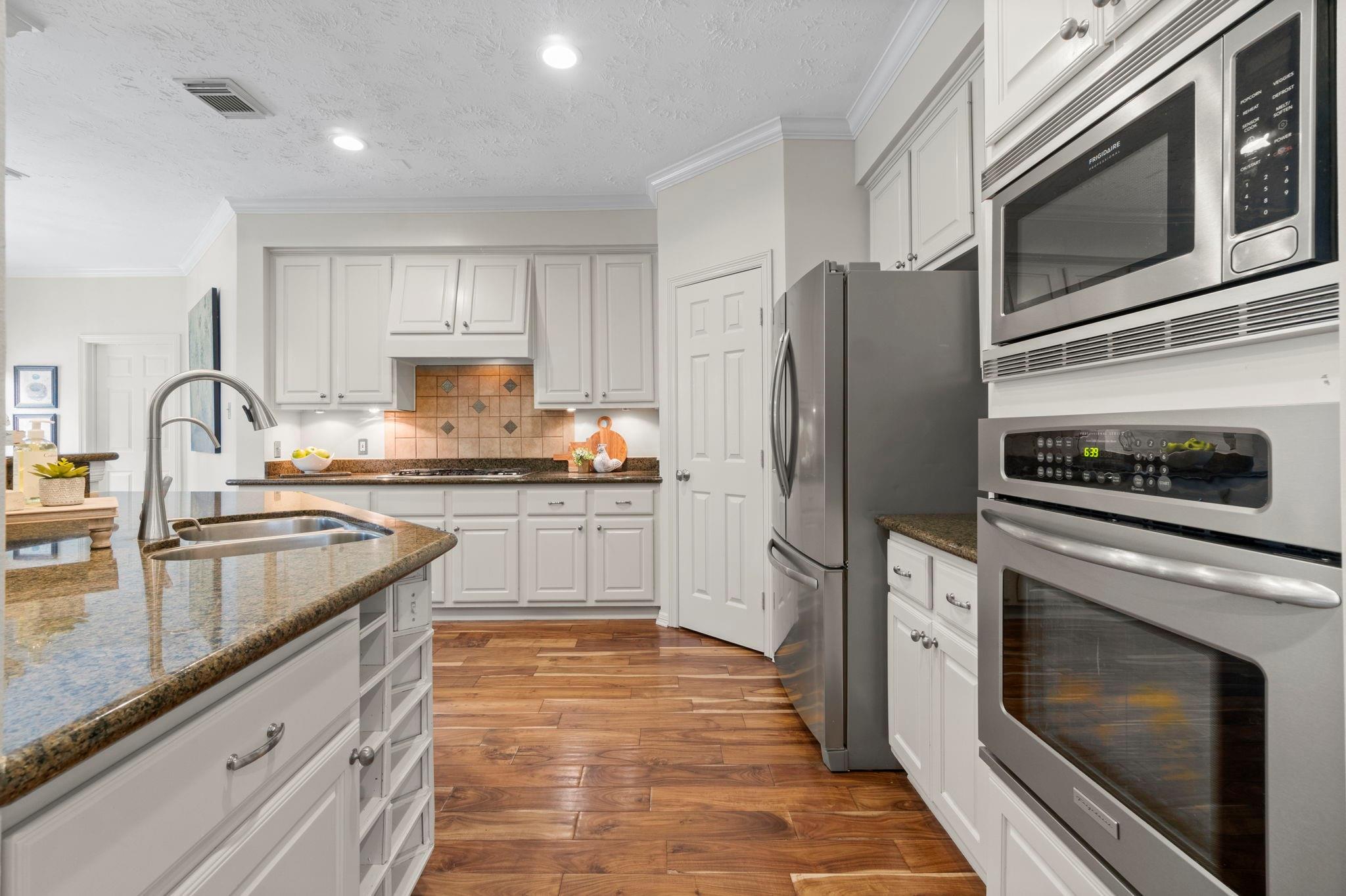 22 Royal Ridge Place