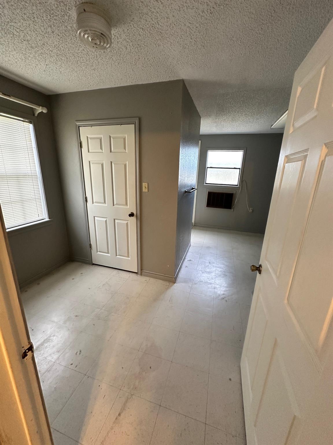 100 Happy Hollow Road