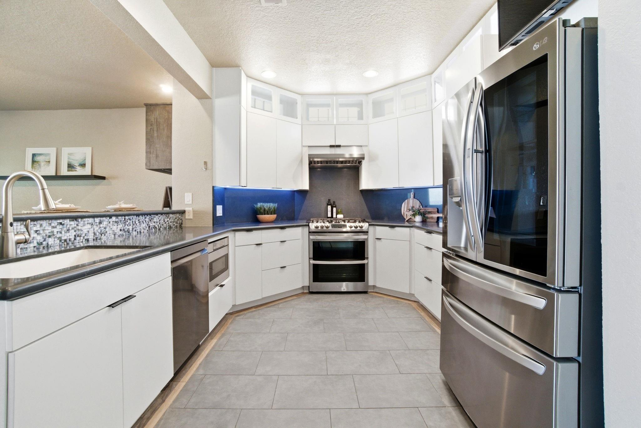1609 Schooner Point