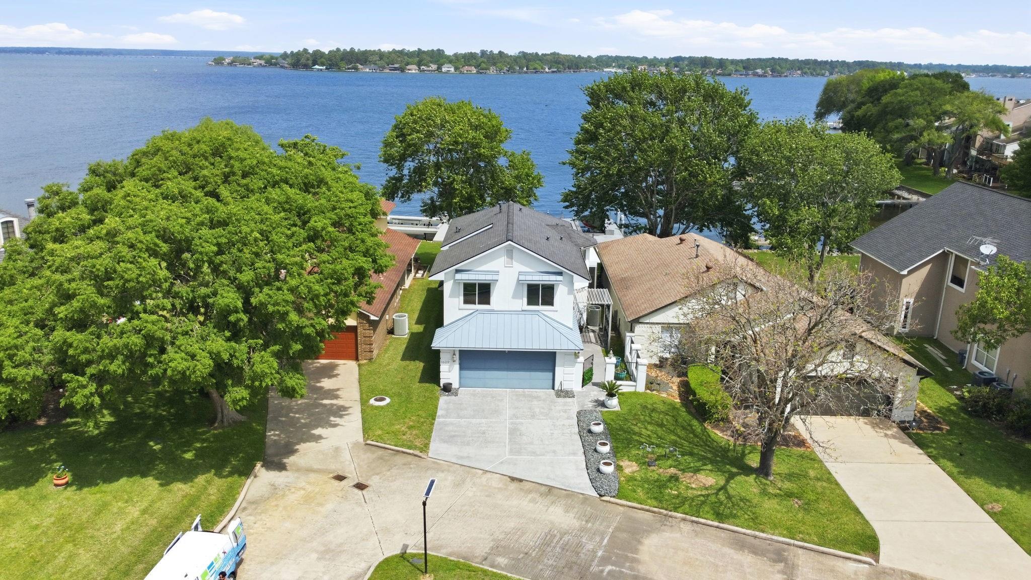 1609 Schooner Point