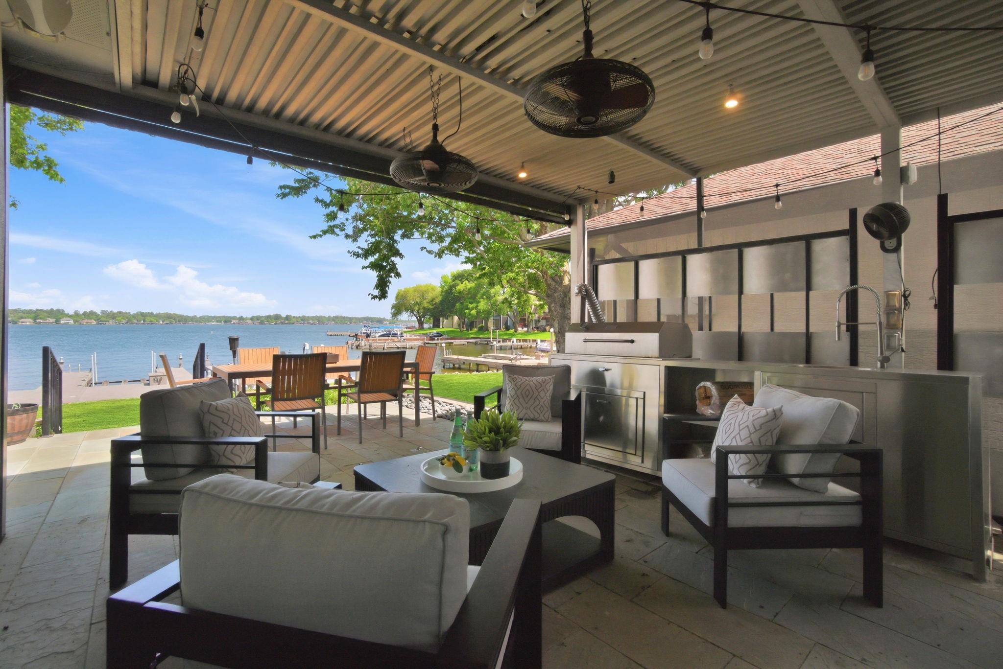 1609 Schooner Point