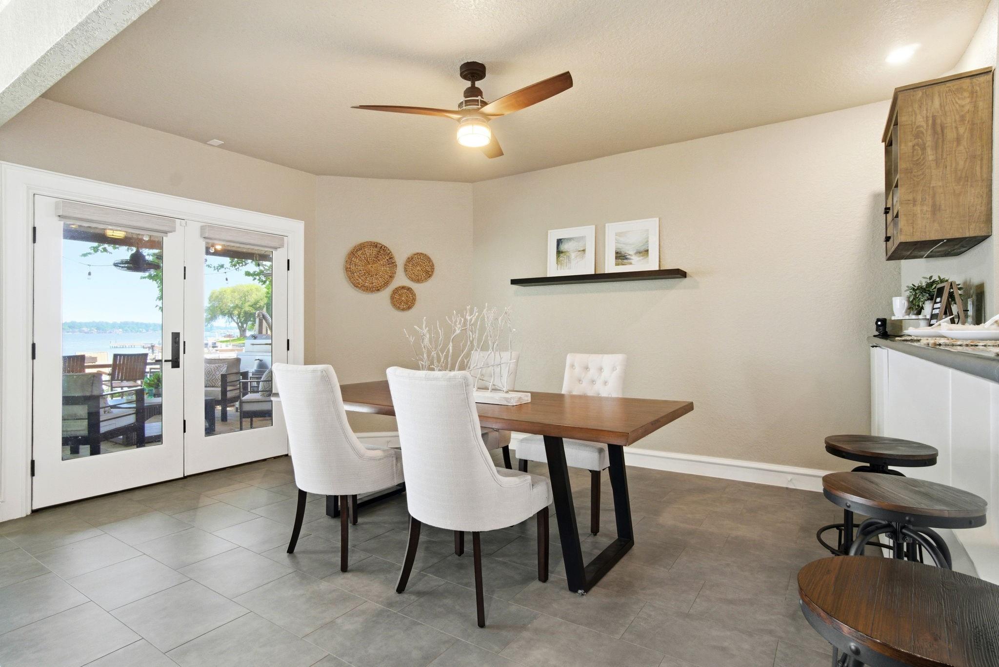 1609 Schooner Point