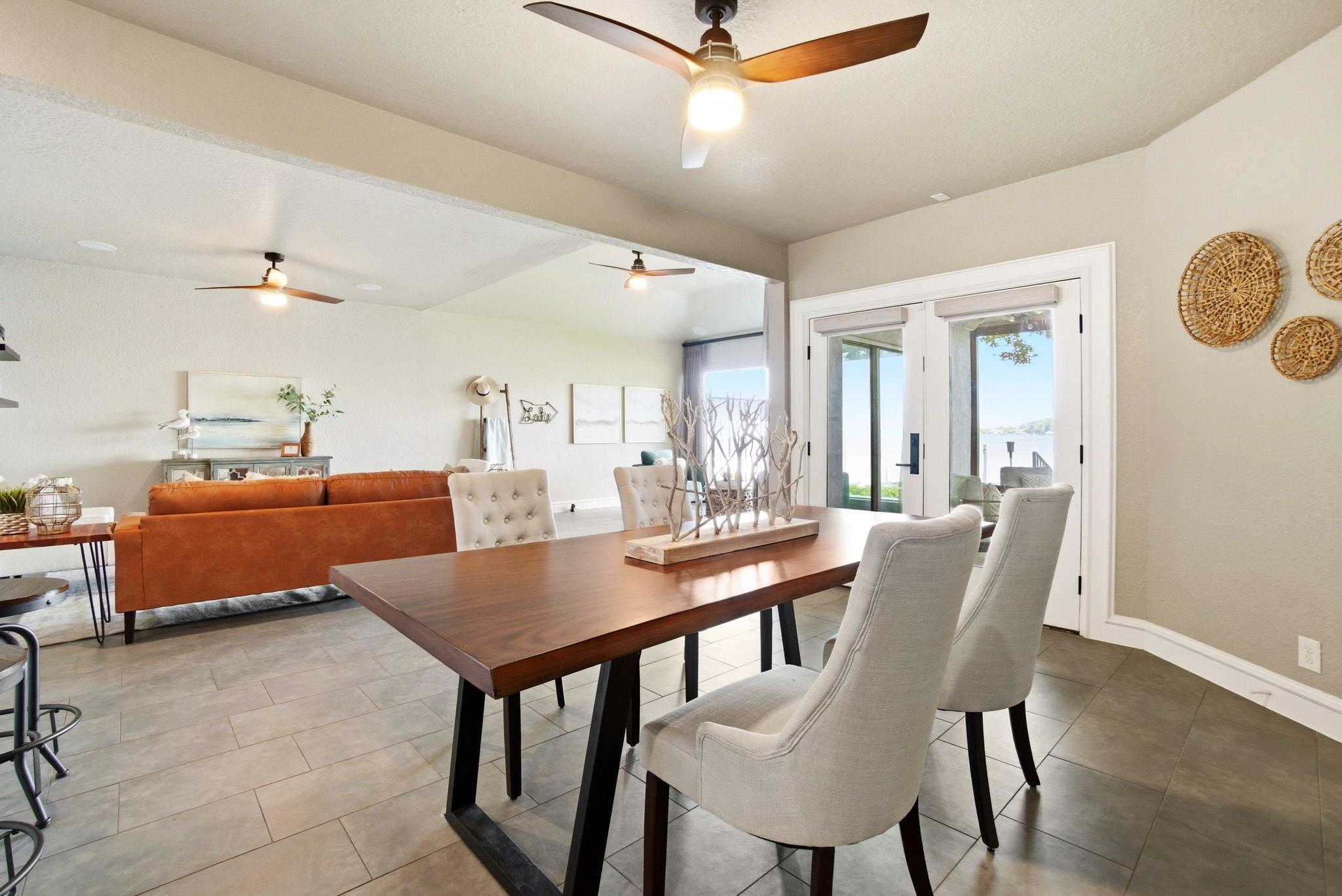 1609 Schooner Point