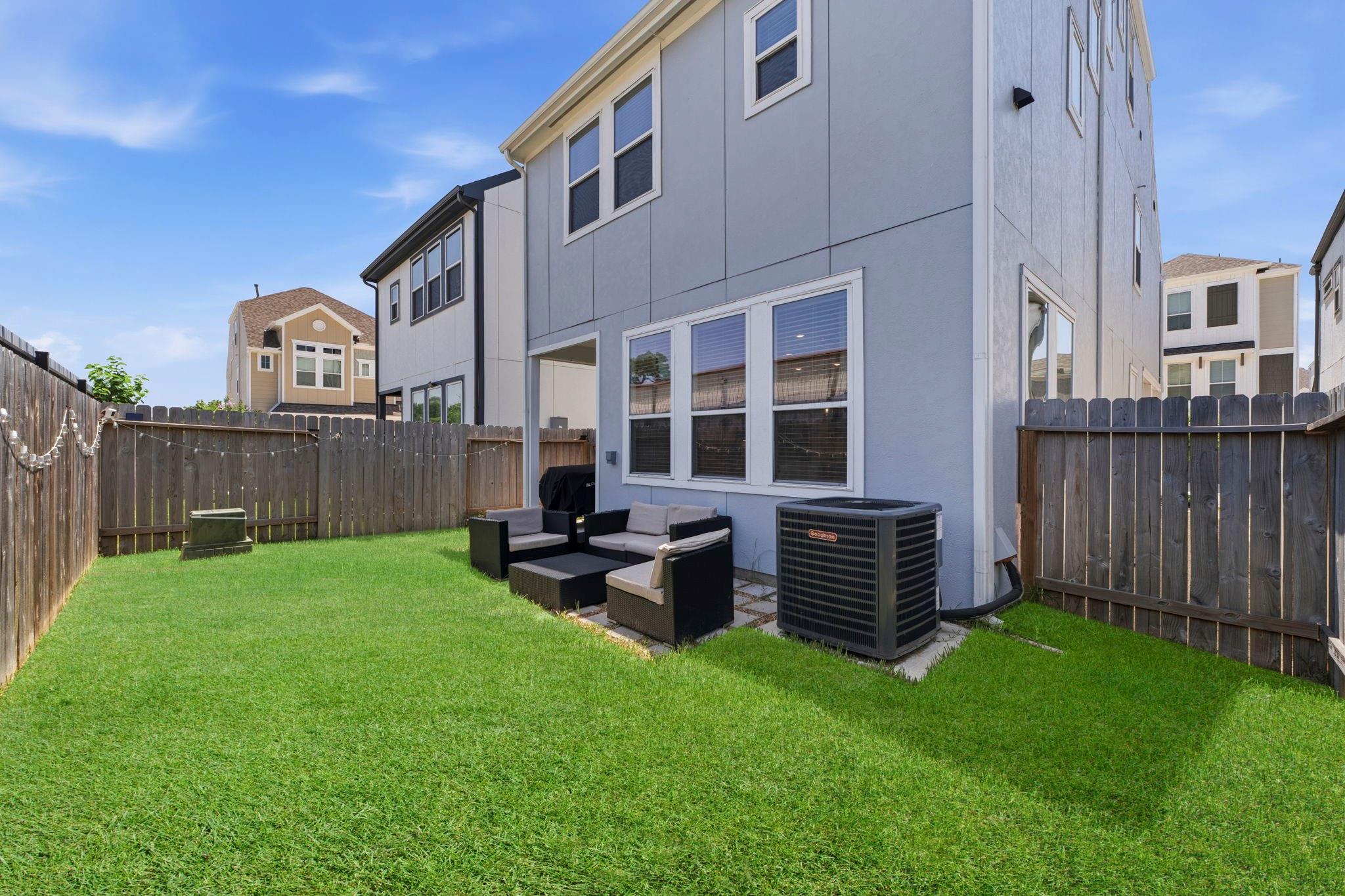 5604 Green Rise Lane