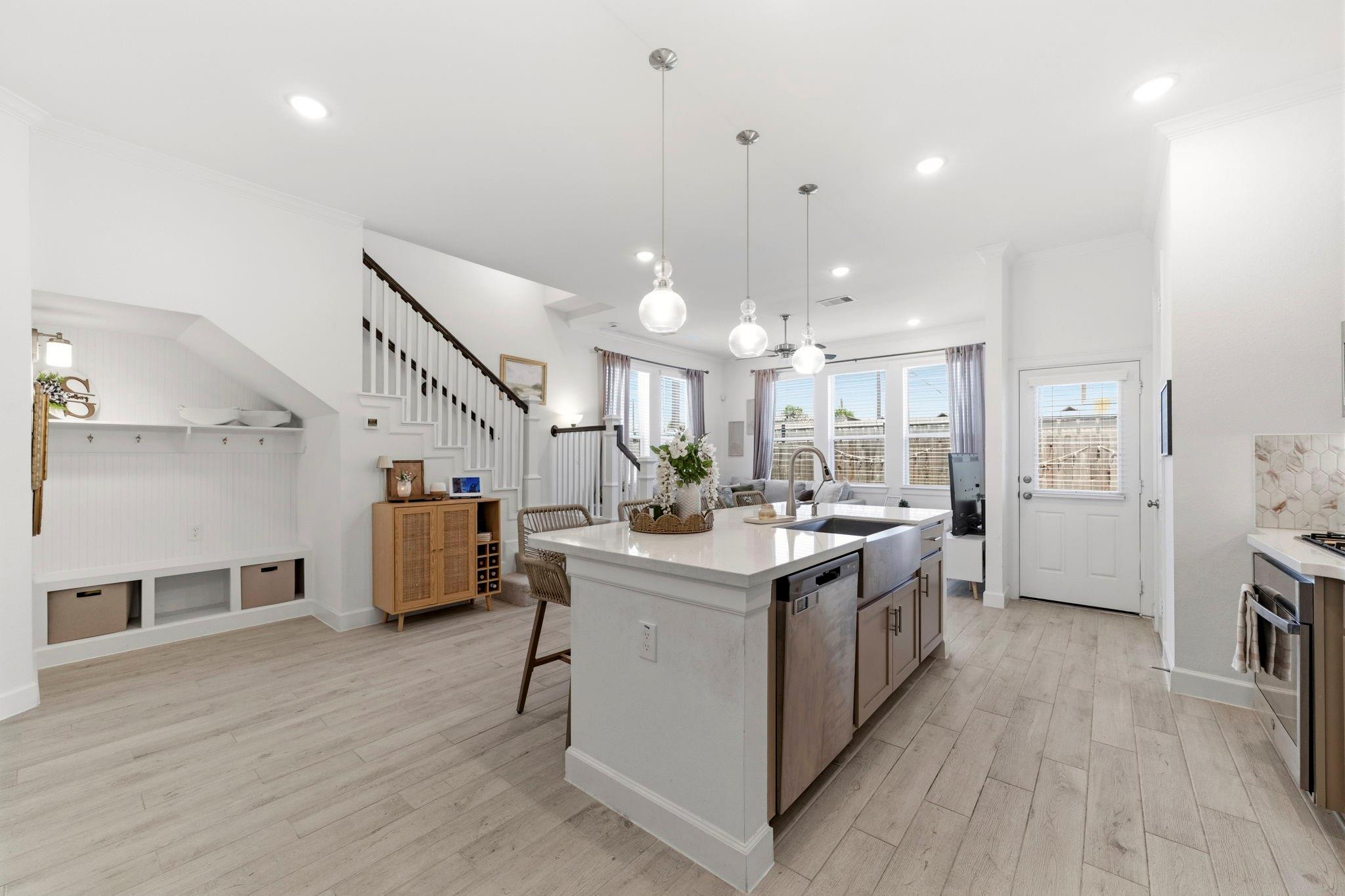 5604 Green Rise Lane