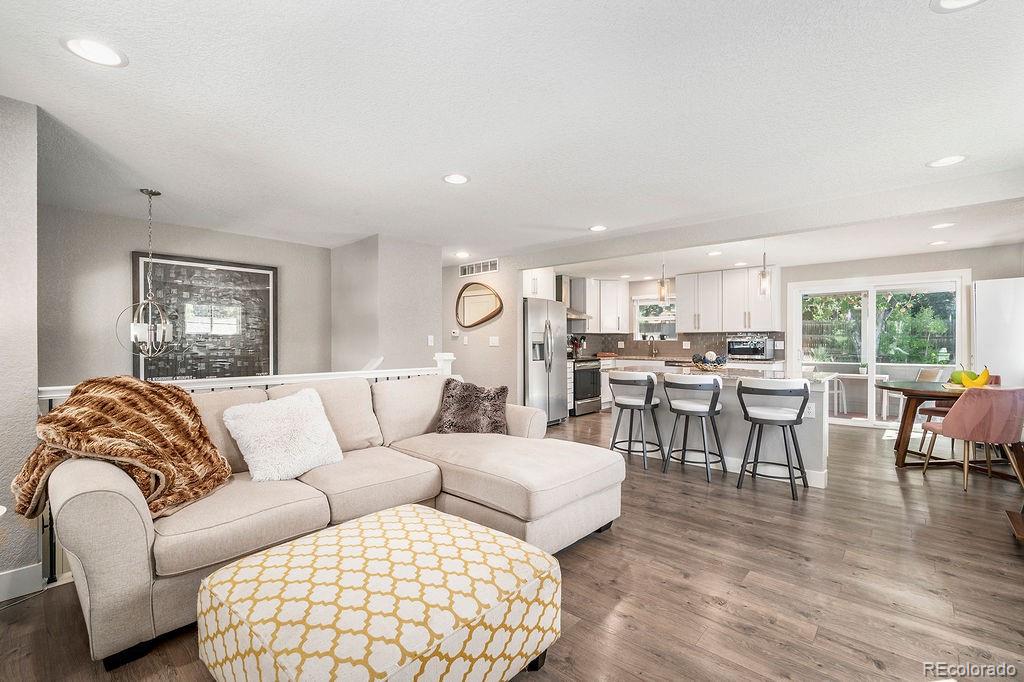 4708 S Willow Street