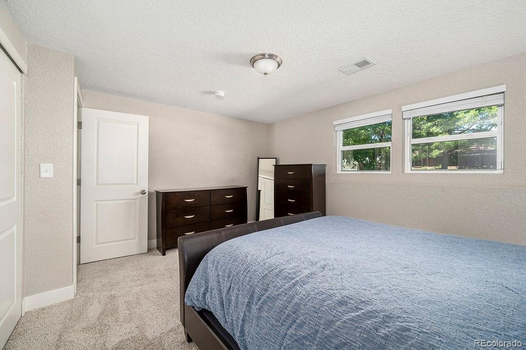 4708 S Willow Street