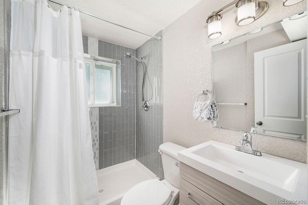 4708 S Willow Street