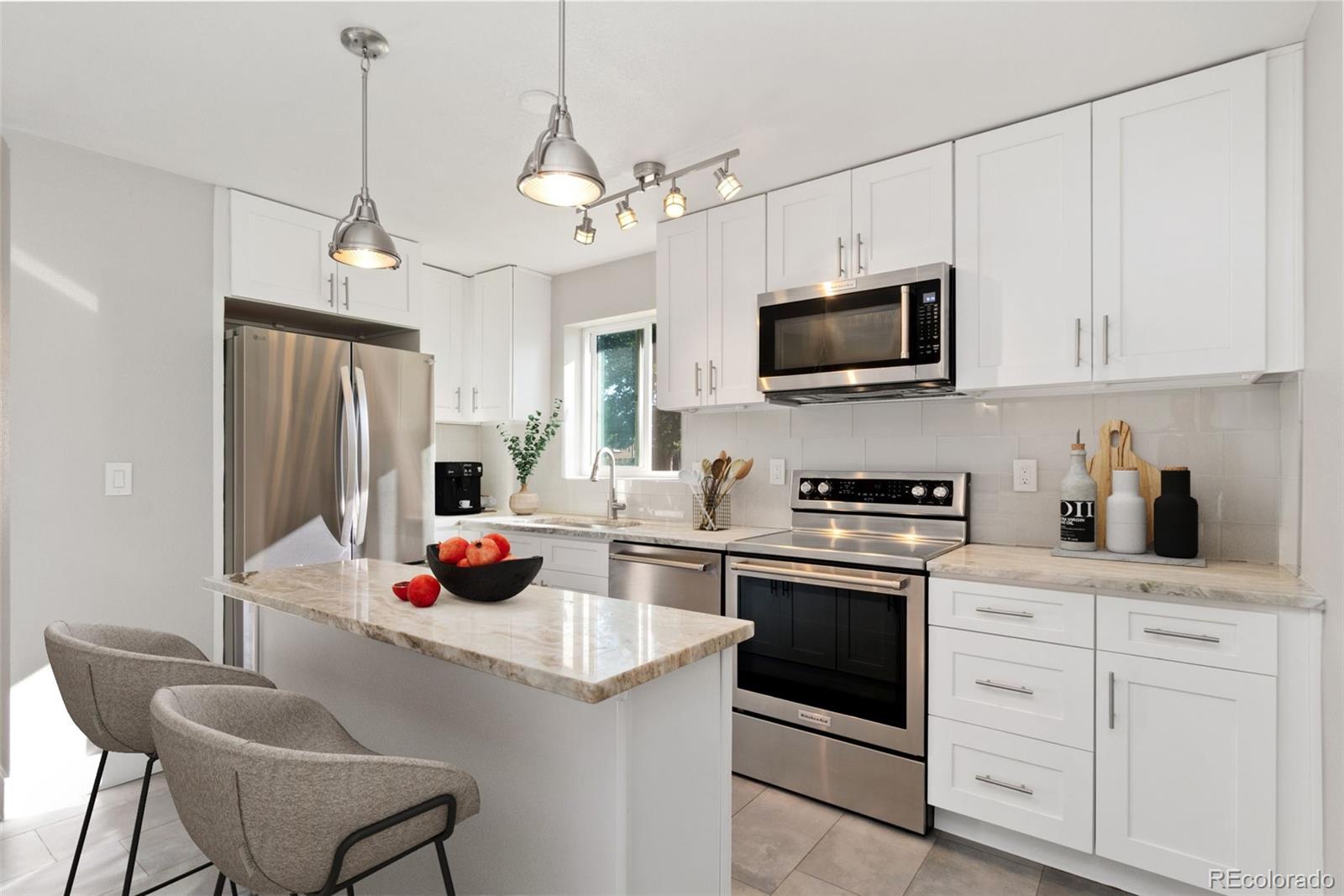 2885 S Pennsylvania Street