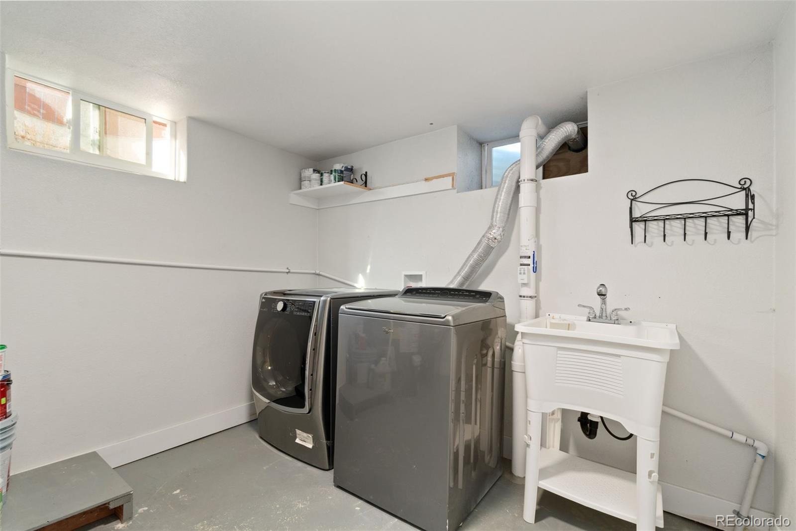 2885 S Pennsylvania Street