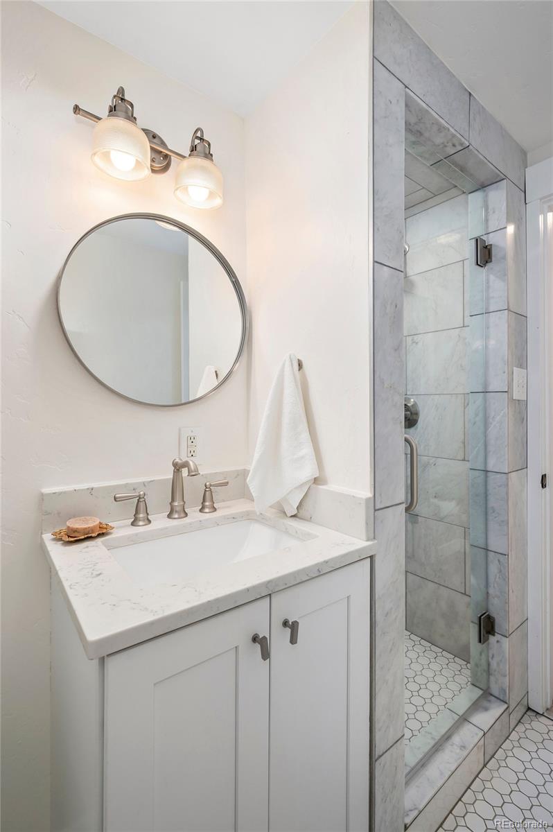 3090 S Franklin Street