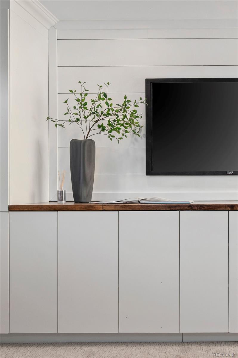 3090 S Franklin Street