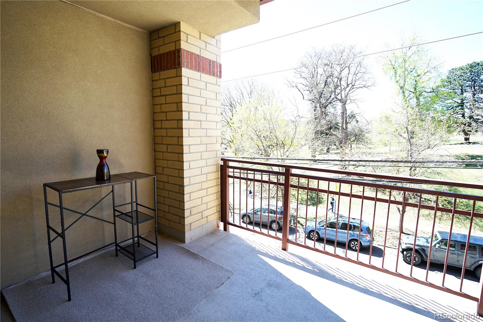 2240 N Clay Street Unit: 208
