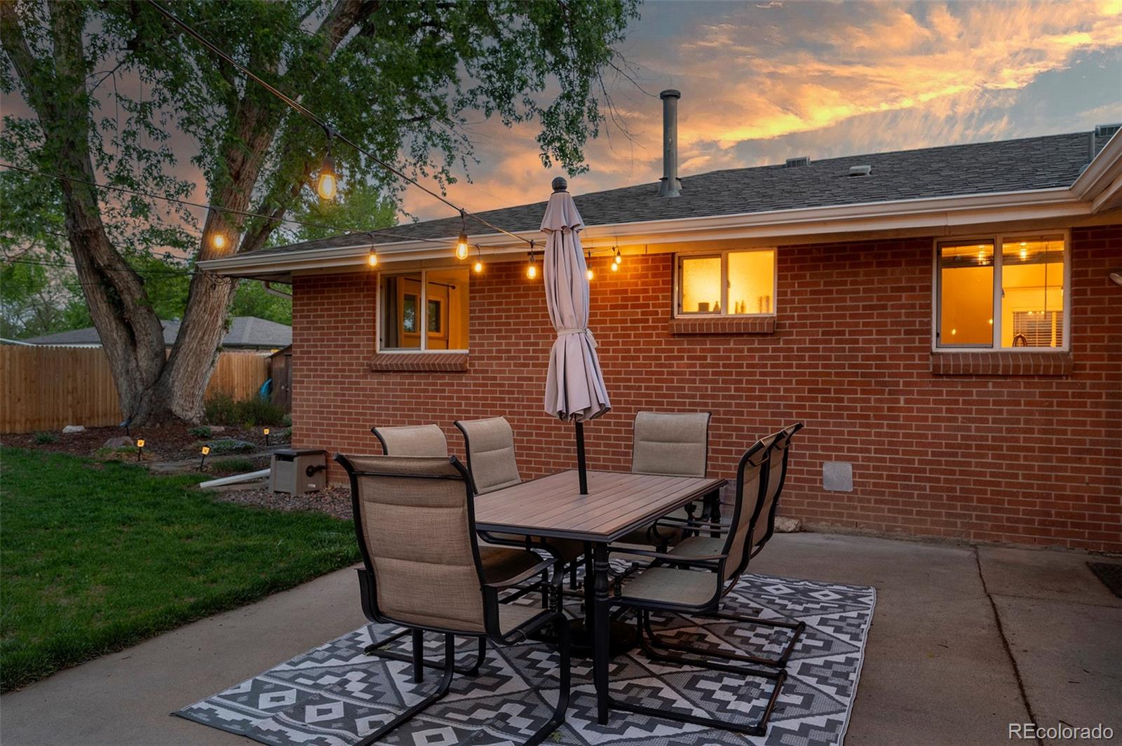 6156 Hoyt Court