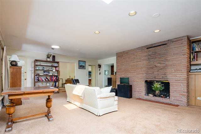 3330 Belcaro Drive
