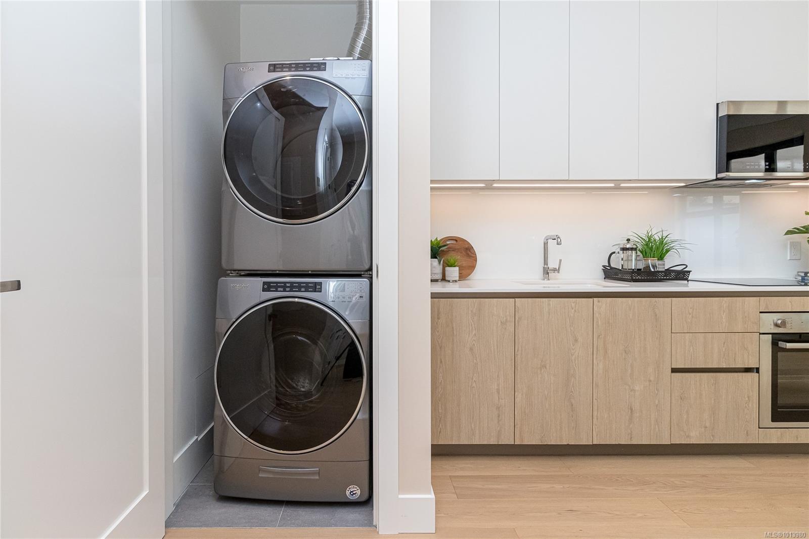 521 Courtney St # 314