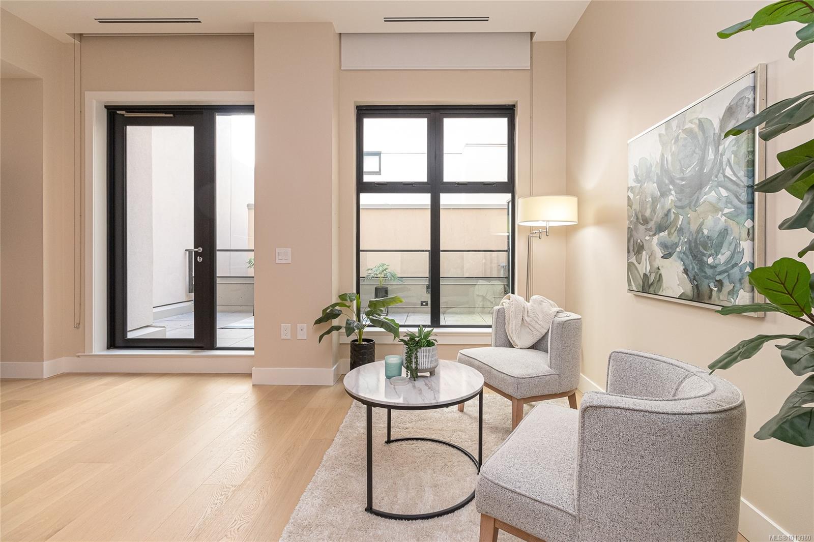 521 Courtney St # 314