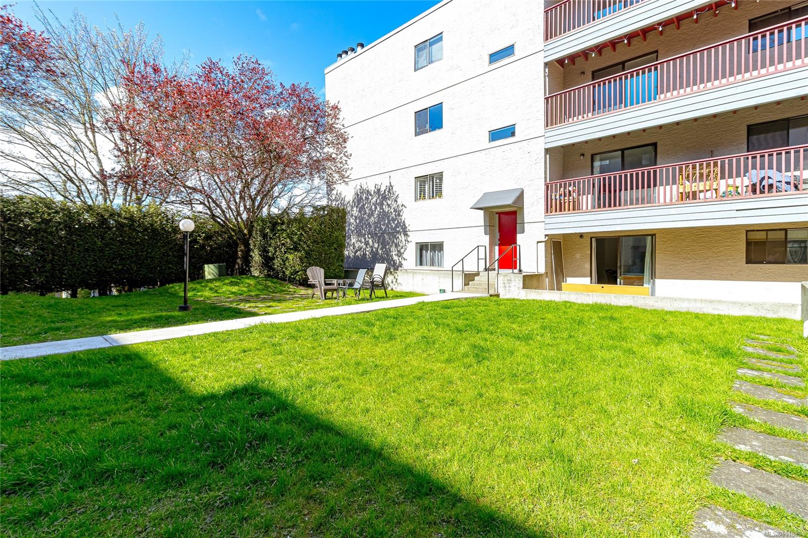 3255 Glasgow Ave # 208