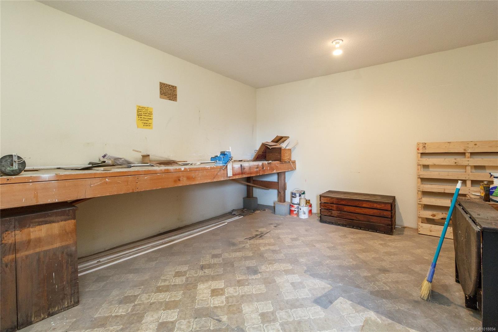 3255 Glasgow Ave # 208