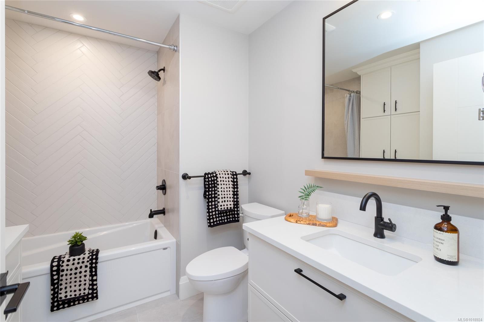 9818 Fourth St # 305