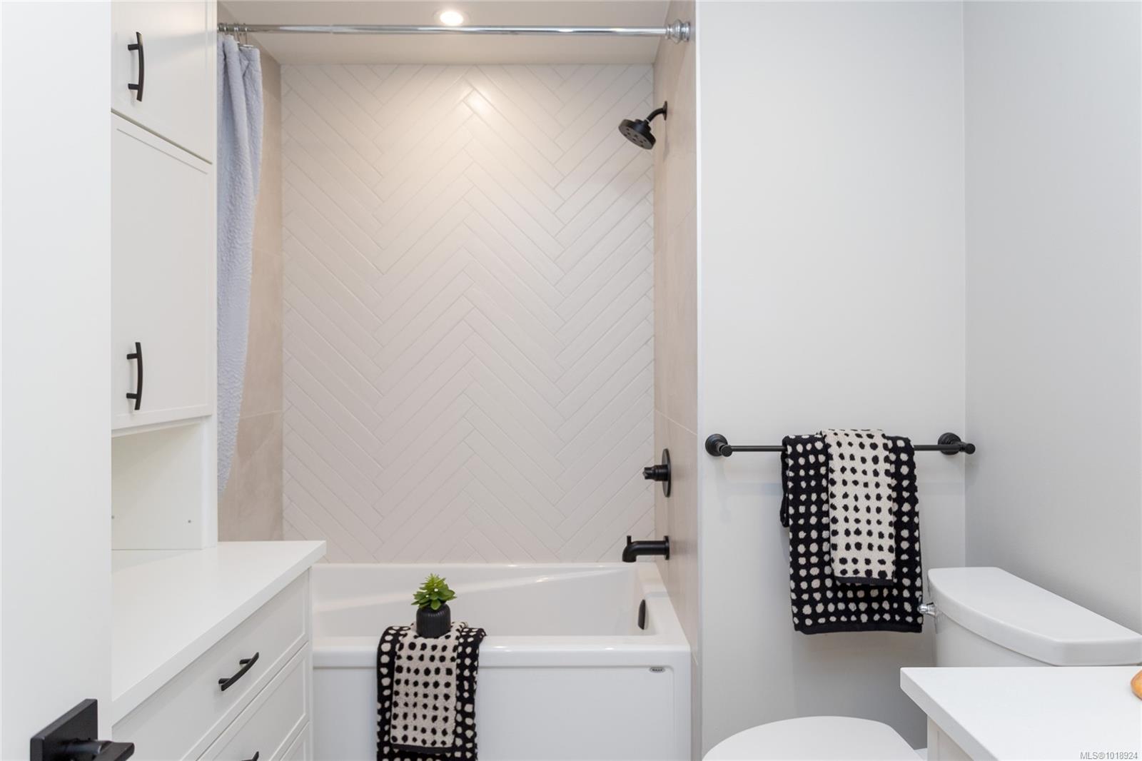 9818 Fourth St # 305