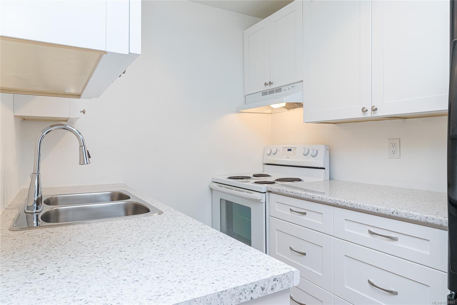 1655 Begbie St # 314