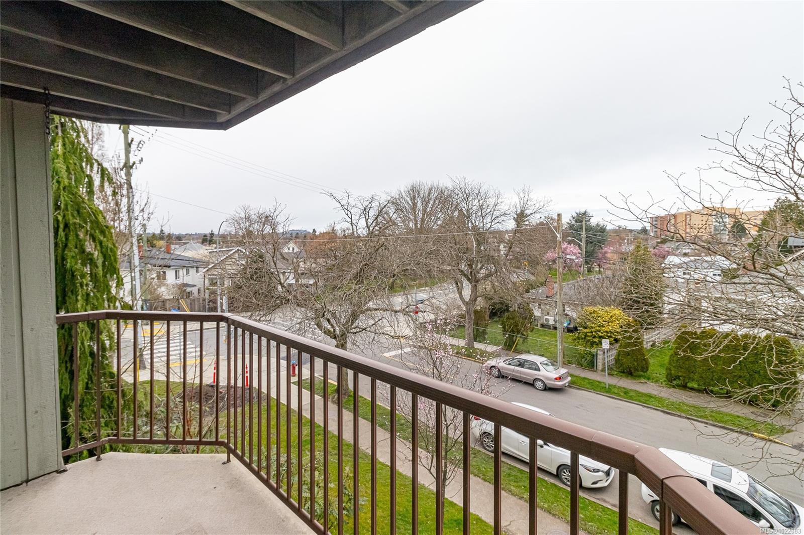 1655 Begbie St # 314