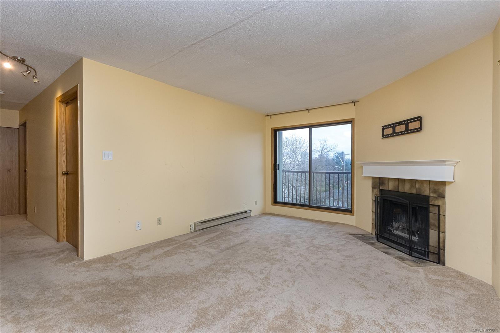 1655 Begbie St # 314