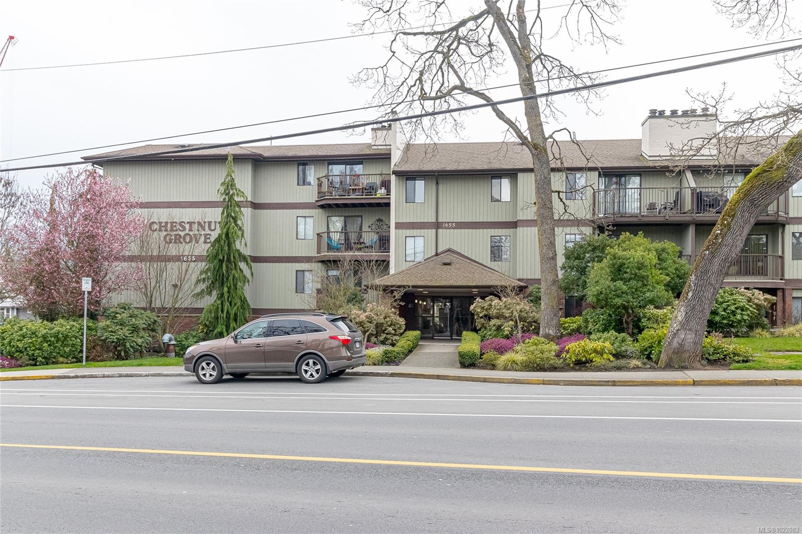 1655 Begbie St # 314