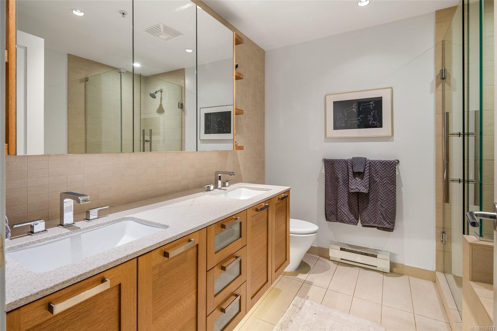 365 Waterfront Cres # 116