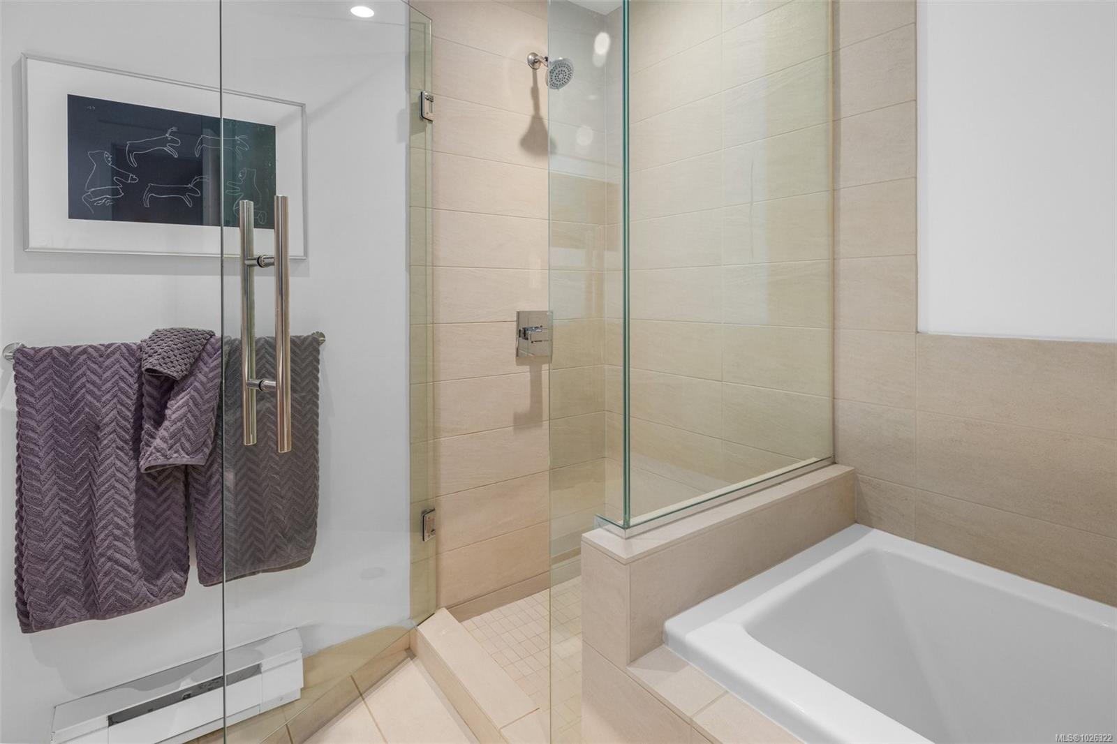 365 Waterfront Cres # 116