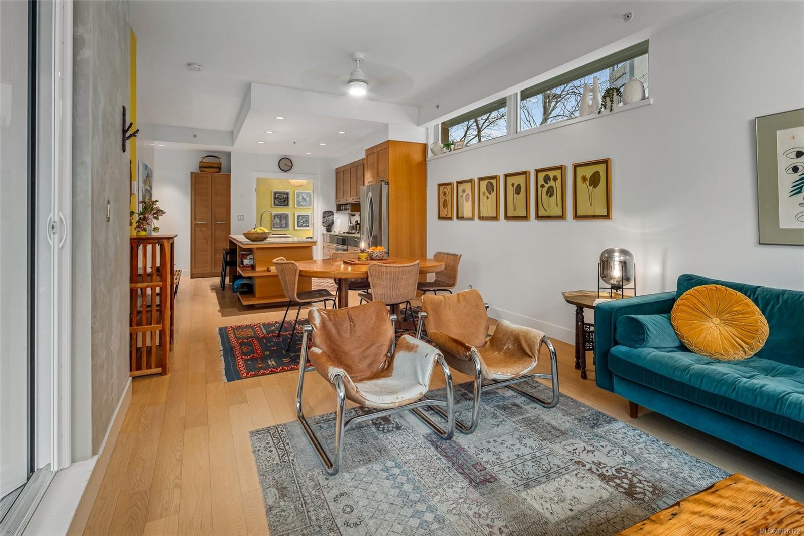 365 Waterfront Cres # 116