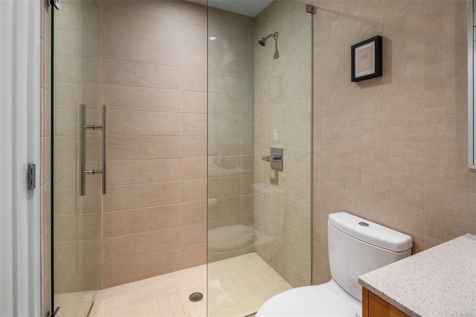 365 Waterfront Cres # 116