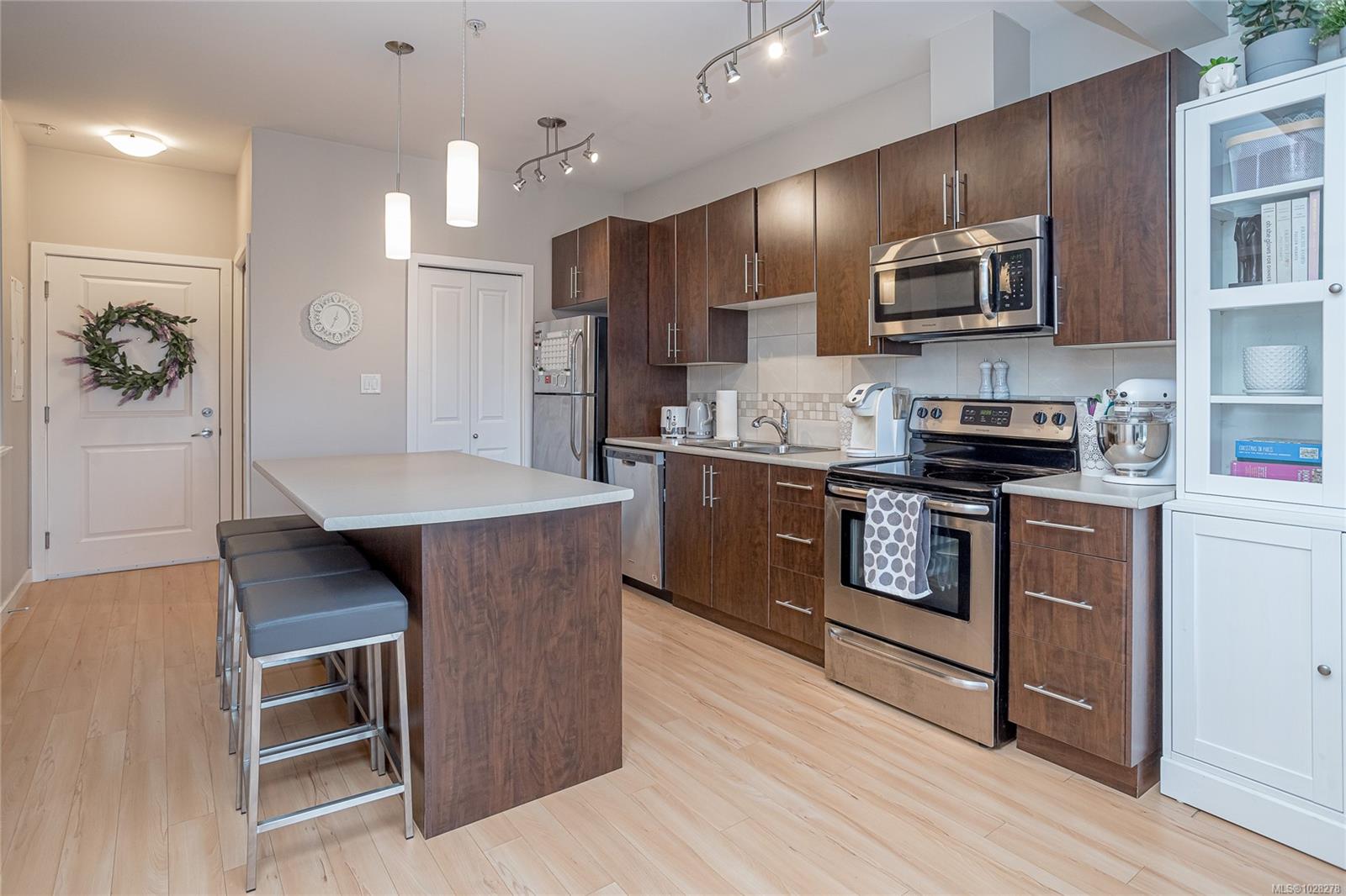 3240 Jacklin Rd # 402