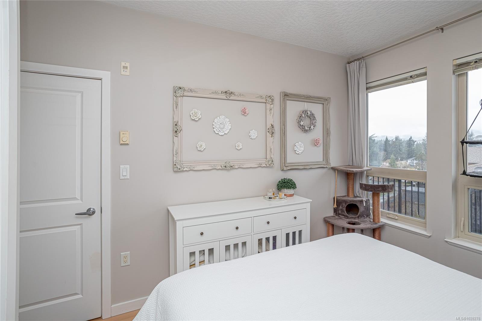 3240 Jacklin Rd # 402