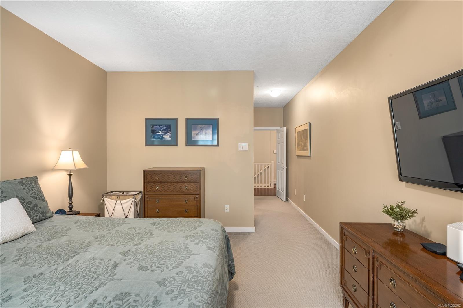 2120 Harrow Gate # 102