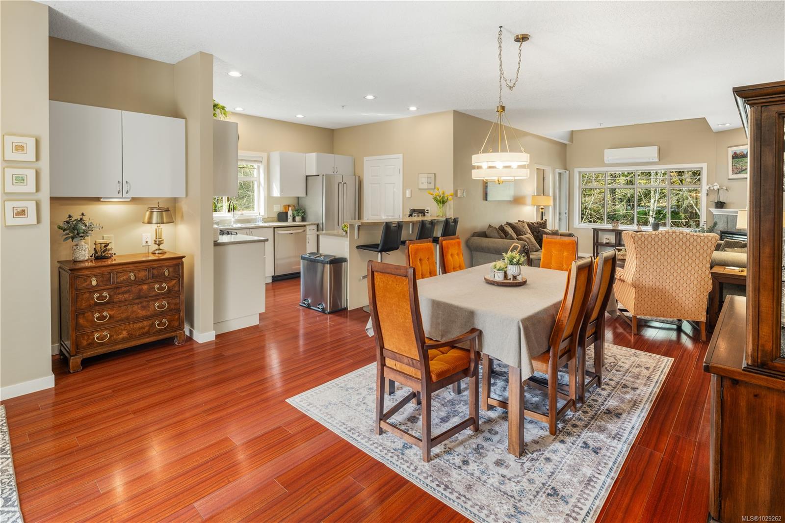 2120 Harrow Gate # 102