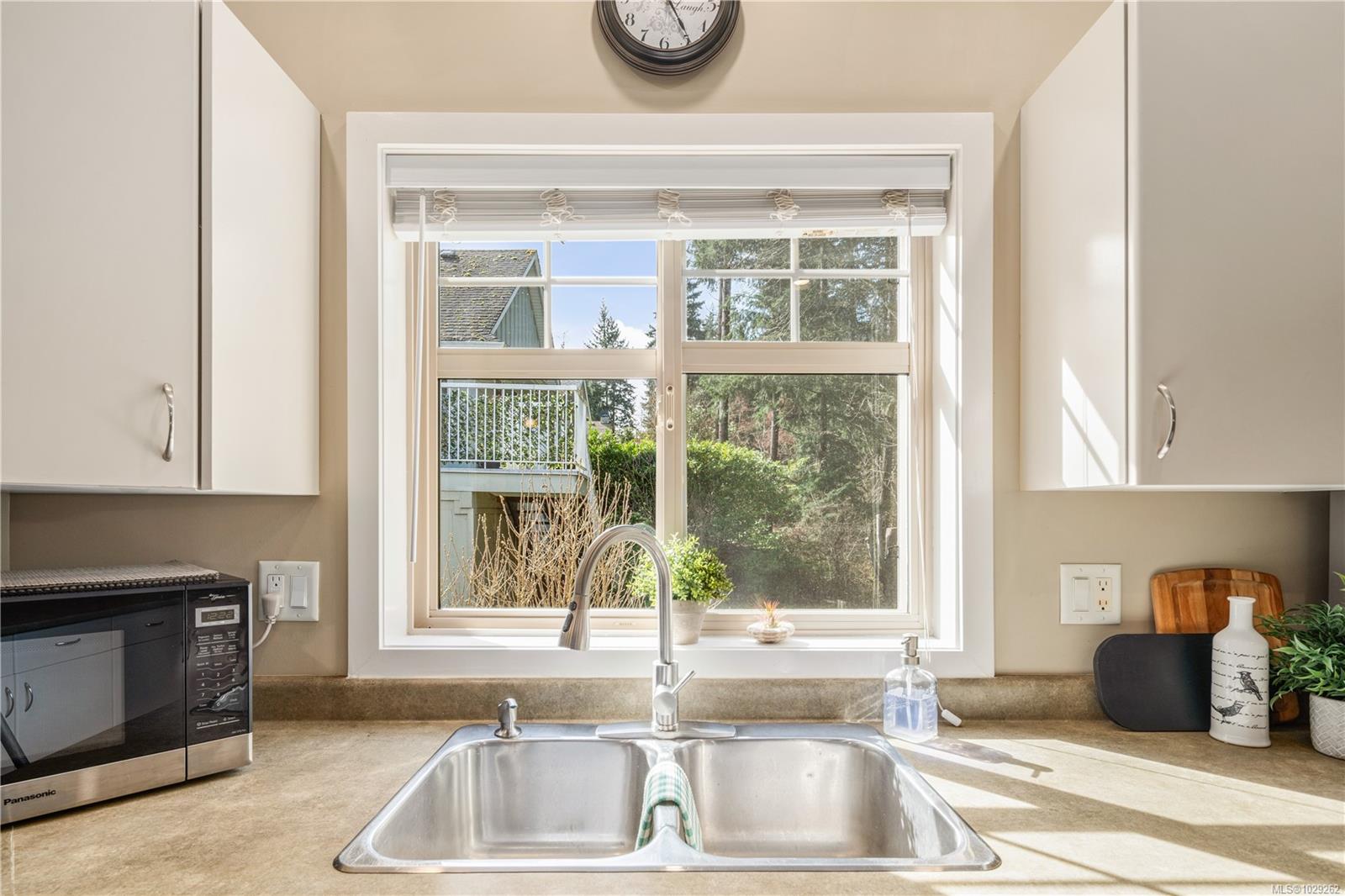 2120 Harrow Gate # 102