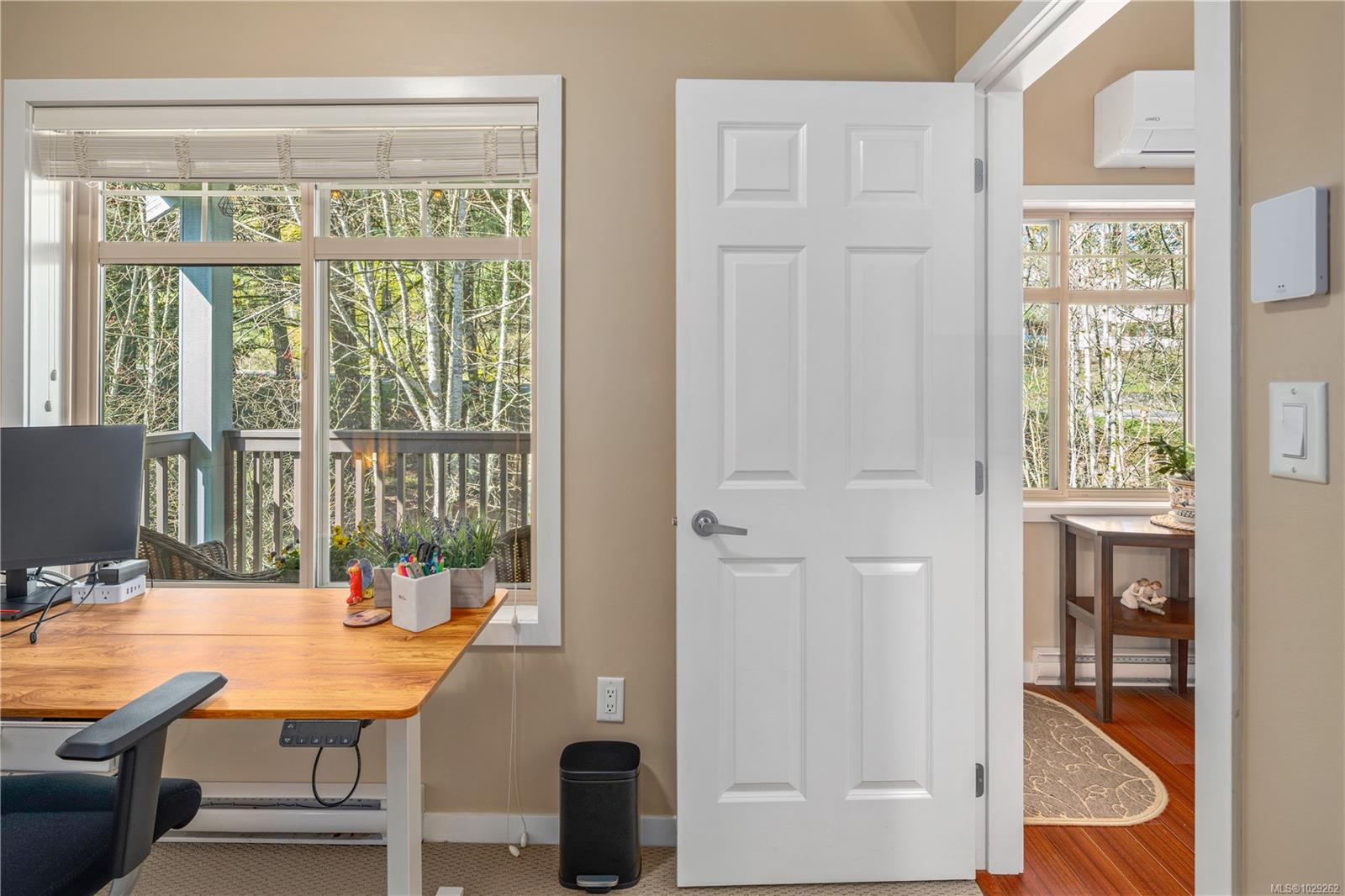 2120 Harrow Gate # 102