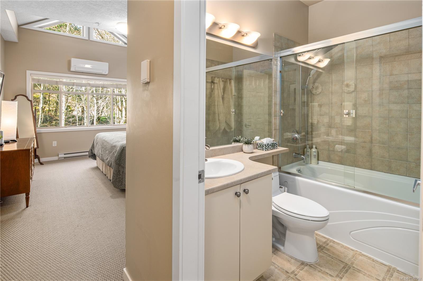 2120 Harrow Gate # 102