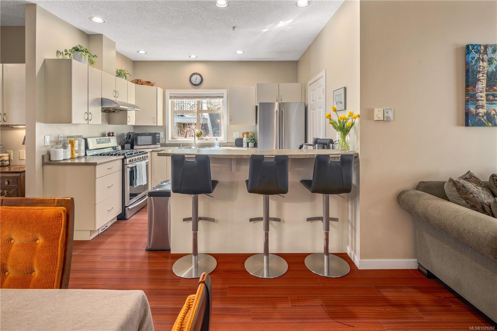 2120 Harrow Gate # 102