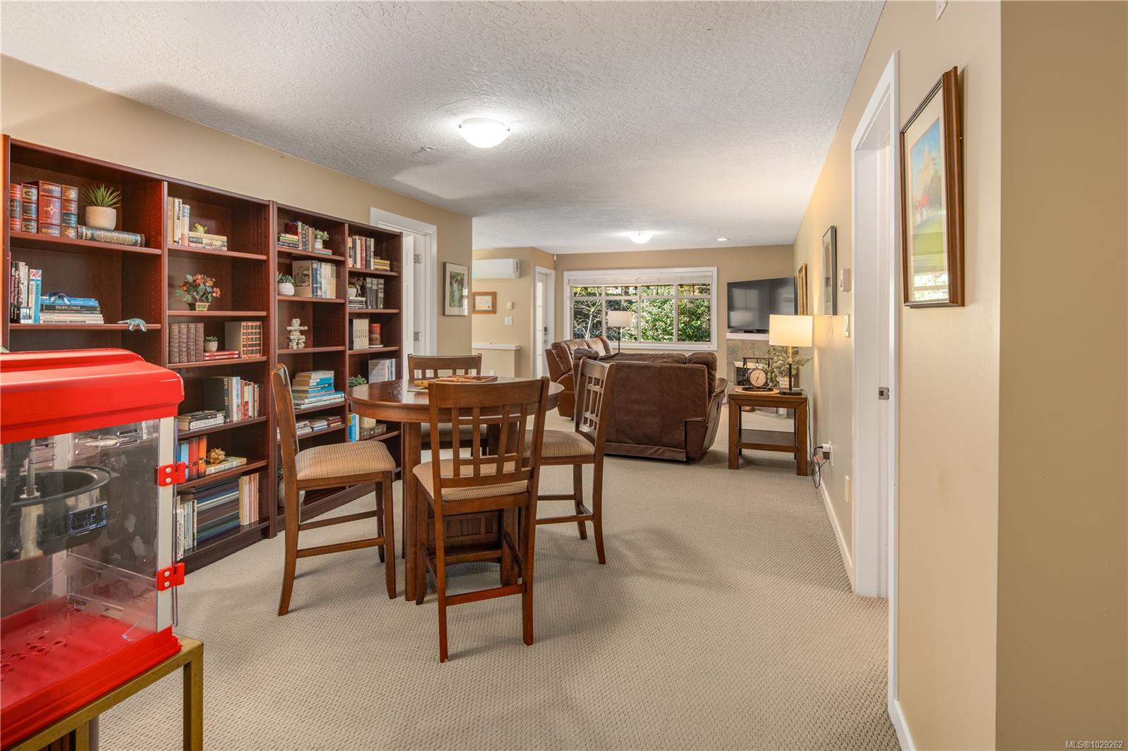 2120 Harrow Gate # 102