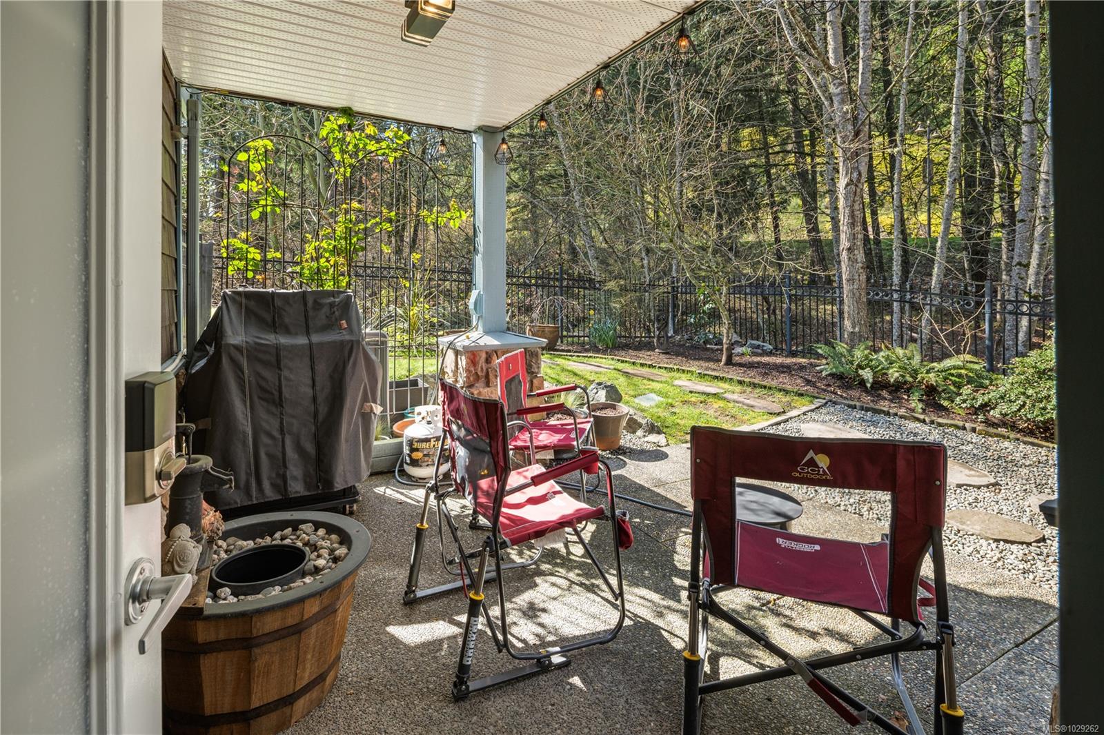 2120 Harrow Gate # 102