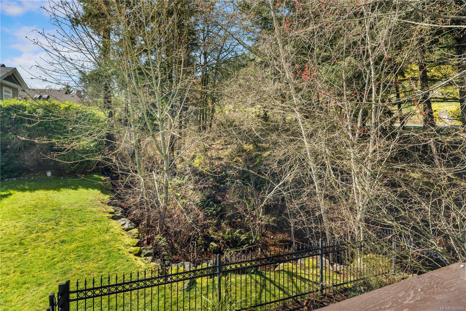 2120 Harrow Gate # 102